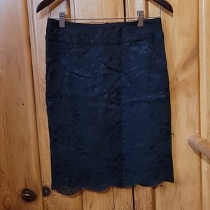 3/$10- Banana Republic Lined Lace Skirt